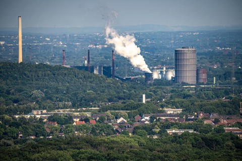 View from the Haniel spoil tip over the green Ruhr landscape to the south-east, over the