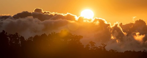 Evening mood, clouds over cloud forest, mountain rainforest, Parque Nacional Los Quetzales, Costa