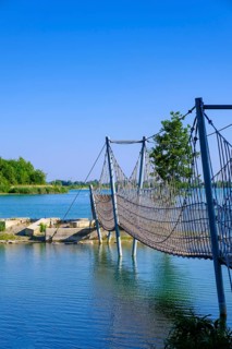 Leisure and recreation area at Kronthaler Weiher, Erding, Upper Bavaria, Bavaria, Germany, Europe