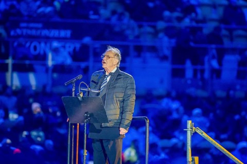 When over 25, 000 visitors flock to the Rudolf Harbig Stadium for the big Advent concert just in