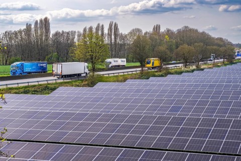 Solar park near Neukirchen-Vluyn, along the A40 motorway, over 10, 000 solar modules spread over 4