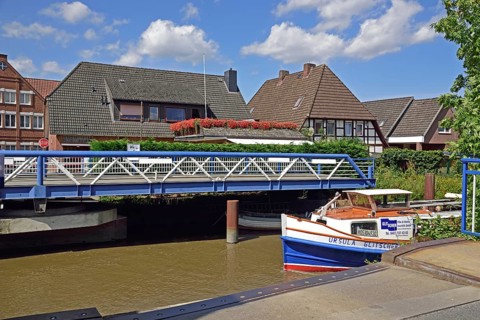 Europe, Germany, Lower Saxony, Altes Land near Hamburg, Hamburg Metropolitan Region,