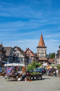 The market square with the Obertorturm, Haigeracher Tor, historic town tower and landmark in the