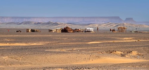 Bedouin tents in the Sahara Desert near Merzouga, Drâa-Tafilalet, Errachidia, Morocco, Africa
