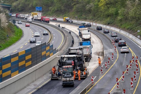 Motorway construction site on the A52 in Essen Basic refurbishment of the motorway, new noise
