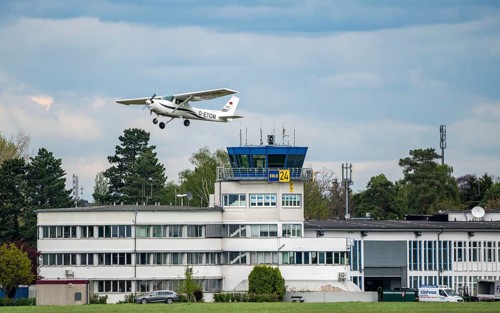 Mülheim-Essen airfield, commercial airfield in the south of Essen and in the east of Mülheim an der