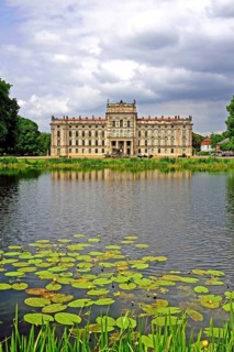 Europe, Germany, Mecklenburg-Western Pomerania, Ludwigslust, Ludwigslust Palace, front with water
