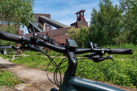 Cycling in the Ruhr region, by bike, e-bike, at the Zollverein Coal Mine Industrial Complex World