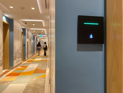 Interior view control panel doorbell, room service, room service, cleaning, green, corridor, Hotel