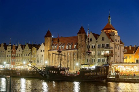The harbour district on the Motlawa river, Motlawa, in the city centre of Gdansk with the pirate