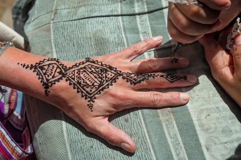 Traditional Moroccan hand tattoo, henna, tattoo, craft, tradition, traditional, oriental, arabic,