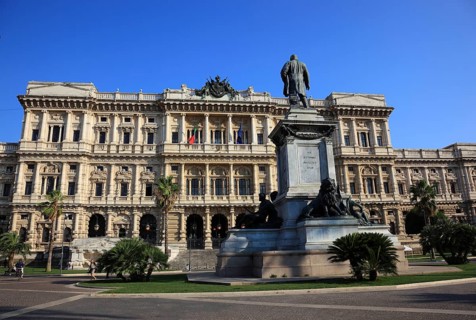 Palazzo di Giustizia, Palace of Justice, Prati district on the banks of the Tiber, Rome, Italy,