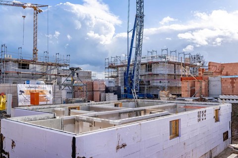 New-build neighbourhood, around 140 detached and semi-detached houses under construction in the