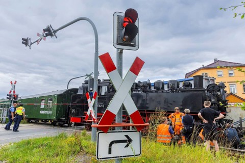 There was a serious accident between a train on the Weißeritz Valley Railway and a lorry from the