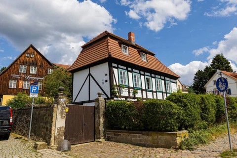 Friedrich Wieck Straße, Winery, Fährgut, August Böckstiegel Room, in the foreground the