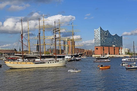 Europe, Germany, Hanseatic City of Hamburg, harbour, Elbe, arrival parade of the restored