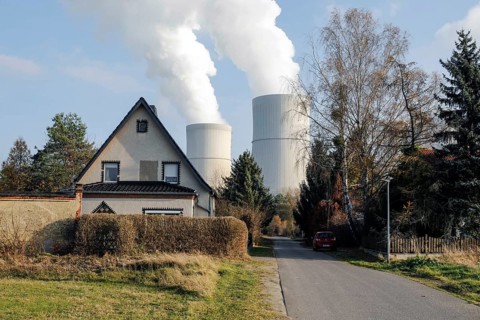 Schwarze Pumpe lignite-fired power plant operated by LEAG Lausitz Energie Kraftwerke AG. The