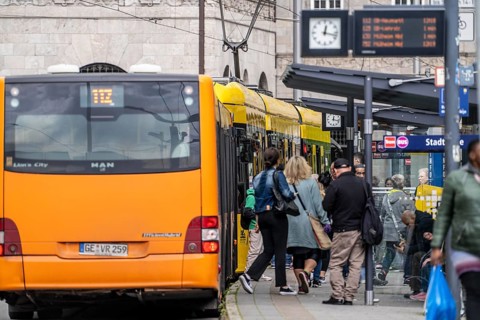 Bus and tram stop Mülheim city centre, at the town hall, Mülheim an der Ruhr, North