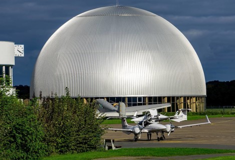 Mülheim-Essen airfield, commercial airfield in the south of Essen and in the east of Mülheim an der