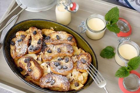 Swabian cuisine, Ofenschlupfer, sweet main course or dessert, dessert, sweet dish, typical Swabian,