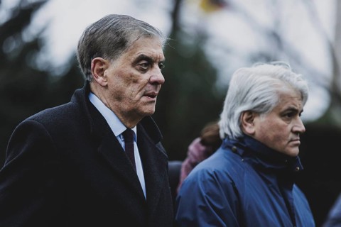 (L-R) Romani Rose, Chairman of the Central Council of German Sinti and Roma, and Mehmet