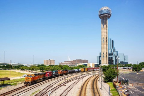 Goods train of the BNSF Railway train railway in Dallas, USA, North America