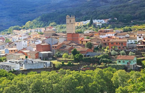Looking down on rooftops of nucleated village Garganta la Olla, La Vera, Extremadura, Spain, Europe