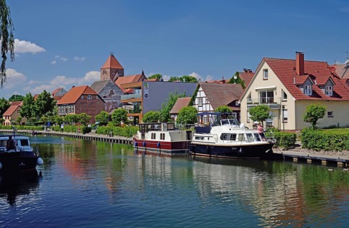Europe, Germany, Mecklenburg-Western Pomerania, Plau am See, Lake Plau, Elde-Müritz waterway,