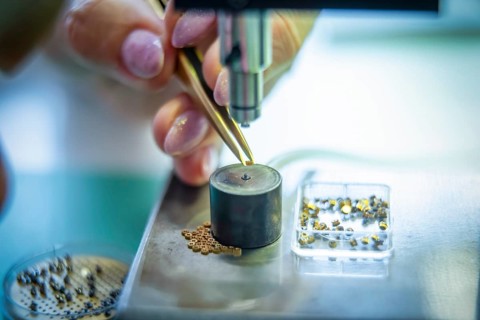 Nomos Glashütte is a German watch manufacturer from Glashütte in Saxony, which produces and sells