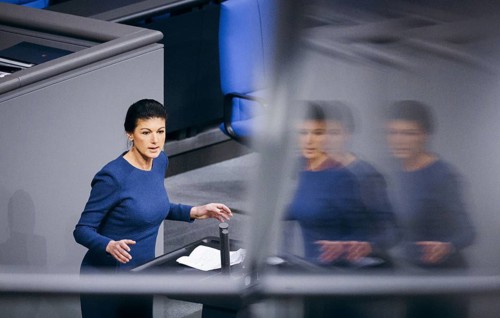 Sahra Wagenknecht, Non-attached Member, recorded during a debate in the German Bundestag on Epl 04,