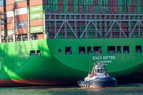 Container ship Ever Gifted, arriving at the port of Hamburg, Waltershofer Hafen, HHLA Container