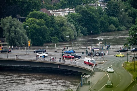 Ruhr bridge in Essen-Werden, water level just below the bridge, flood on the Ruhr, after long heavy