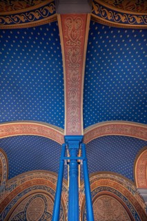 Preserved ceiling vault in the vestibule of the former synagogue, built in 1883, destroyed by the