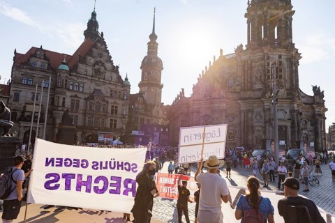 Election campaign event of the Sahra Wagenknecht BSW alliance on Dresden's Schlossplatz.