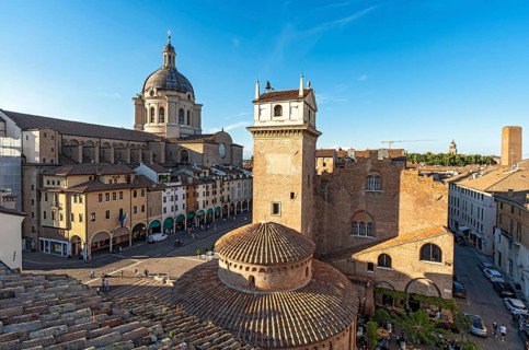 Piazza delle Erbe, Mantua, Mantova, Italy, Europe