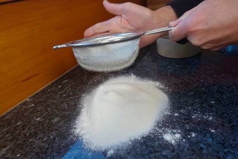 Swabian cuisine, Swabian Christmas biscuits, preparation of Ausstecherle, shortbread biscuits,