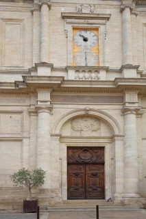 Portal of the baroque church Notre-Dames-des-Angers, church door, entrance, L'Isle-sur-la-Sorgue,