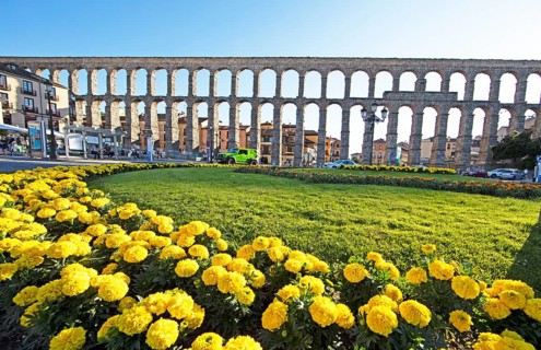 Roman aqueduct at the Plaza de Azoguejo, Segovia, province of Segovia, Castile and Leon, Spain,