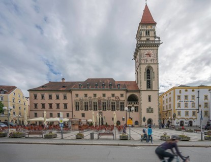 Old Town Hall with the facade frescoes from 1922, the frescoes show Emperor Ludwig the Bavarian and
