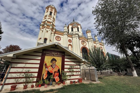 Painting of a patriarch at the Church of the Holy Trinity, Patriarhia, Bucharest, Romania, Europe