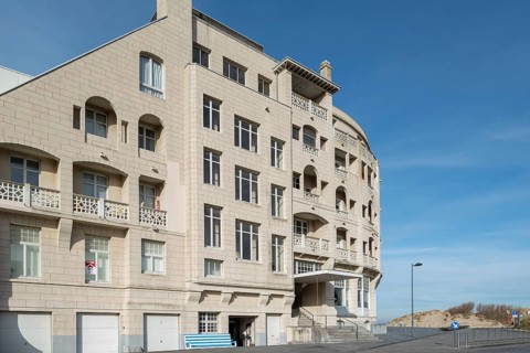 Grand Hôtel Bellevue, Rotonde in eclecticism style by Octave van Rysselberghe at seaside resort