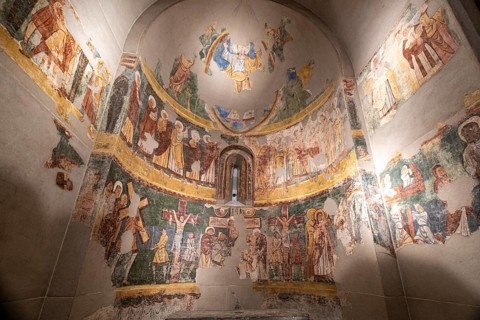 Mural paintings of Ruesta, 12th century, fresco torn and transferred to canvas, come from the