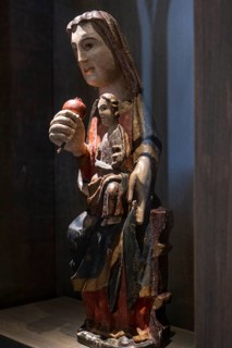 Our Lady of Pueyo de Acumuer, XIII century, polychrome wood, Diocesan Museum of Jaca, Huesca,