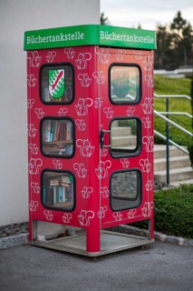 Book petrol station, telephone box as a library, Hofstätten an der Raab, Styria, Austria, Europe