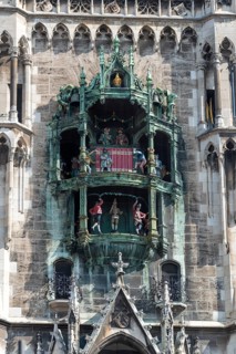 Glockenspiel, New Town Hall Munich, Neo-Gothic, Marienplatz, Munich, Bavaria, Germany, Europe
