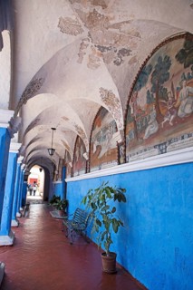 Cloister in the Convento Santa Catalina nunnery, Arequipa, Province of Arequipa, Peru, South