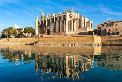 Palma de Majorca, Bay of Palma, the Cathedral of St Mary, Balearic Islands, Spain, Europe