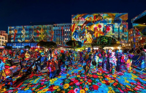 Essen Light Festival, in the city centre, light art on Kennedyplatz, the Berlin artist Daniel