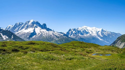 Mountain panorama with glaciated mountain peaks, Aiguille Verte with Aiguille du Midi and Mont