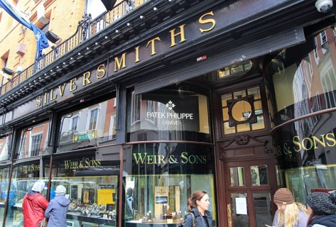 Weir and Sons historic silversmiths shop, Grafton Street, city of Dublin, Ireland, Irish Republic,
